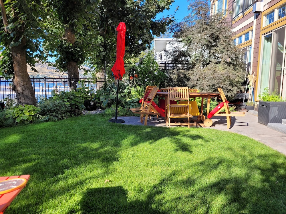 Vernon Vacations - OKeefe's Landing Bed  Breakfast - Property Image 1