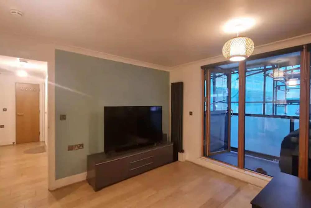 Cosy and Stylish 1bedroom Flat w/ Balcony, Camberwell!