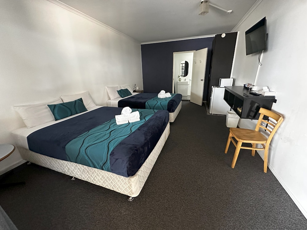 The Q Motel