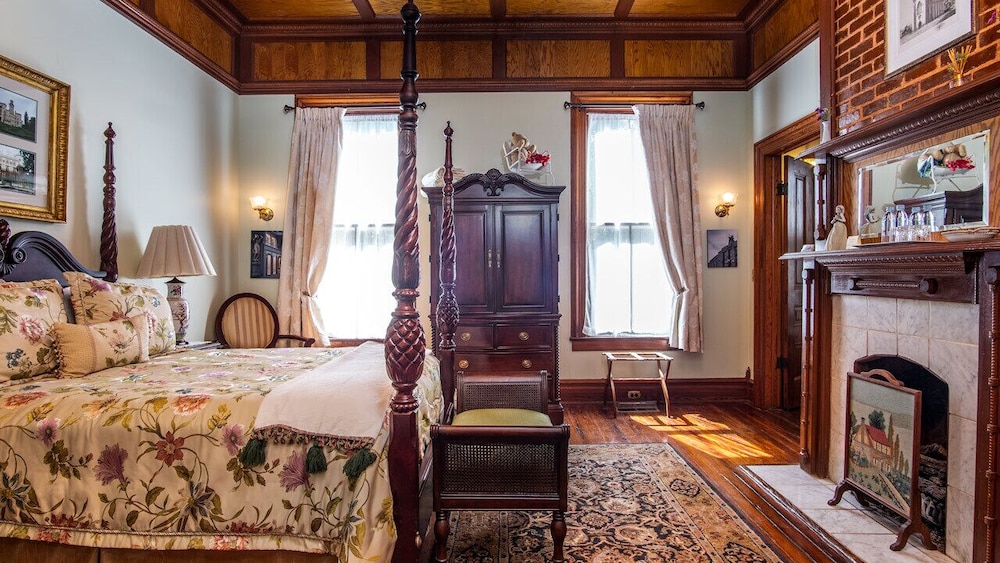 Hogan House at Rose Hill B&B