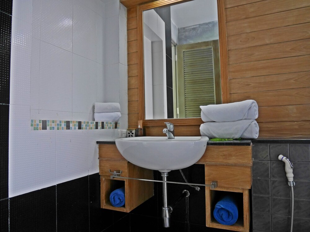 Suriya Som Villa