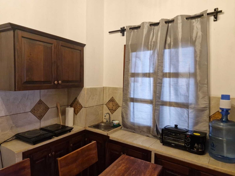 Cozy Colonial Style Azotea Apartments