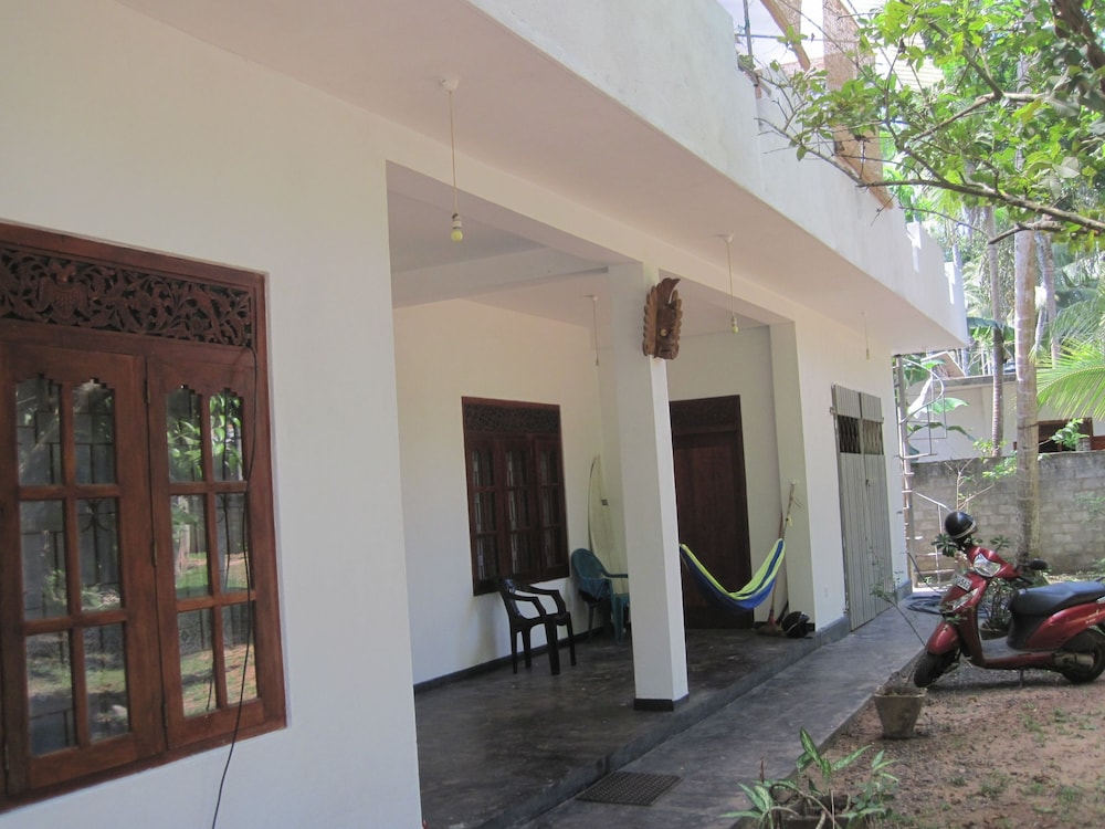 Jungleside House
