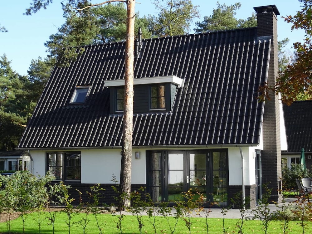 Modern Villa Located in the Achterhoek