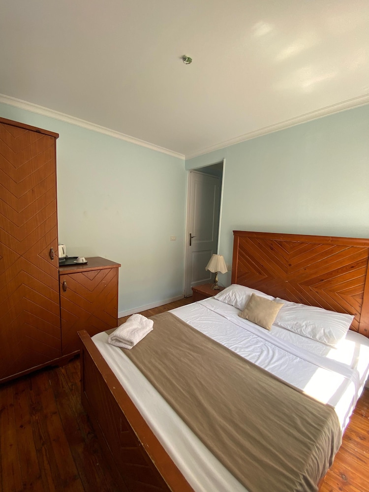 cairo house hostel