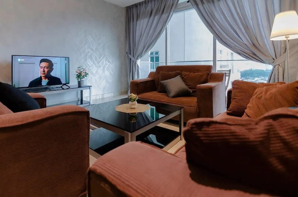 Chic 3BR KSL Desplanade 2 TVs Free Parking photo 3