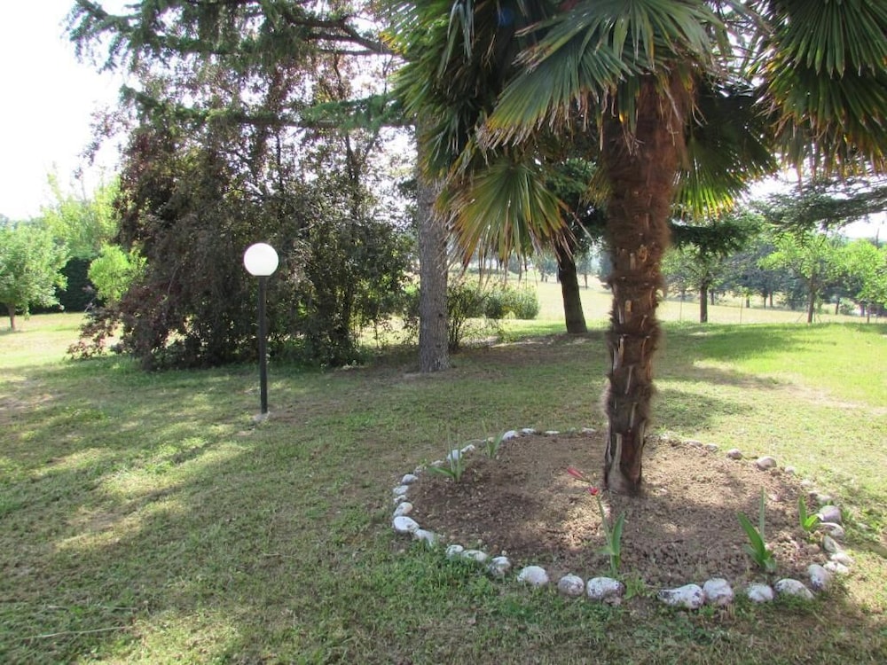 VILLA RINA GUEST HOUSE