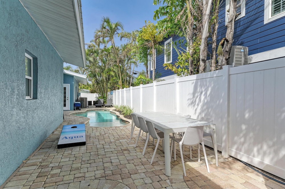 Anna Maria Island Blue Bella Bliss - Private Heated Pool