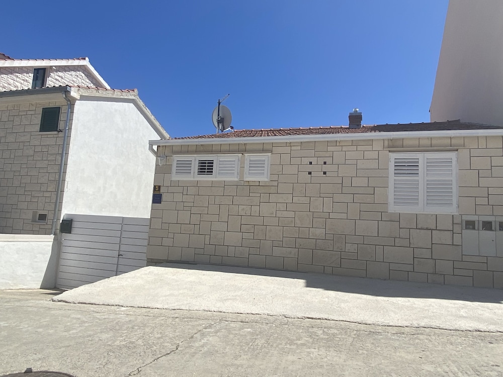 Hotel Villa Mediterra Garden & Pool - Image 1