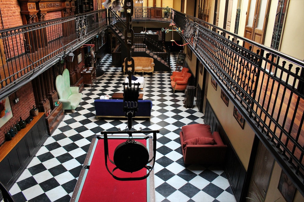 DEL900 Hostel Boutique