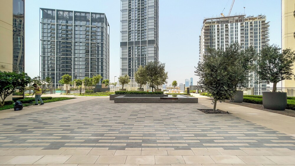 GLOBALSTAY. Creek Rise Tower 1 Elegant Apartment