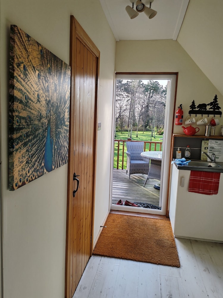 Hayne Barn Estate - Private Estate : 6 Eco Lodges - 1 Studio