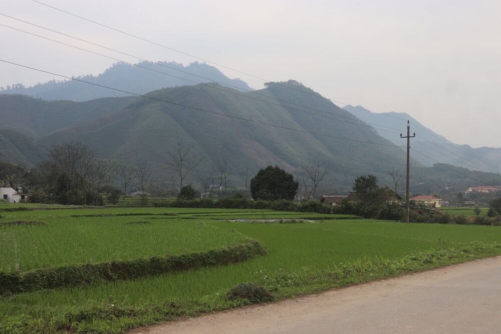 Atash Eco Village Homestay Van Hoi