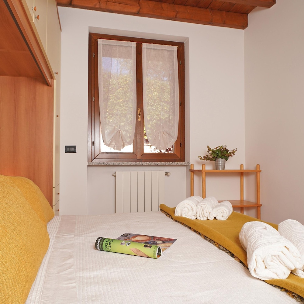 Residenza Chateau du Lac view 3