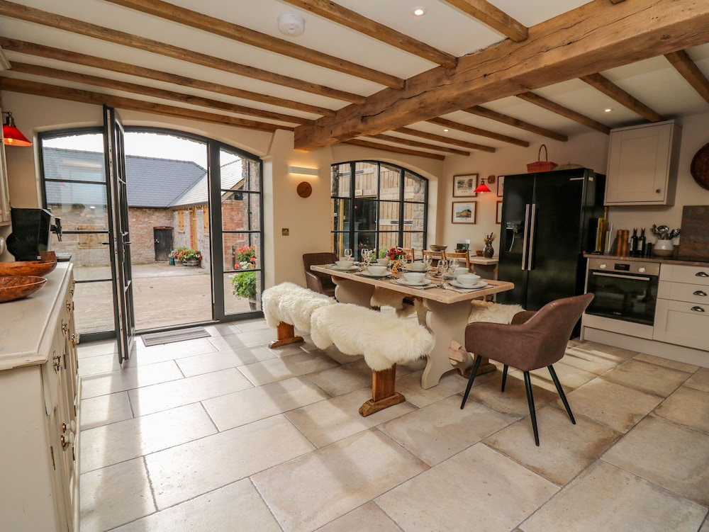 Pen Bont Home Farm