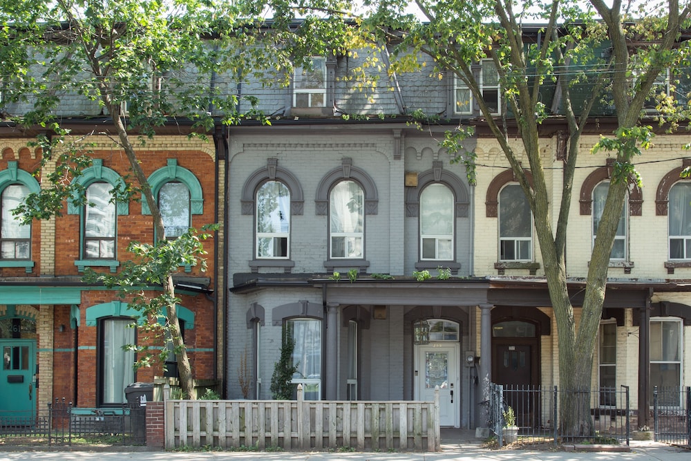 Elevate Rooms Taigh Ice - Image 1