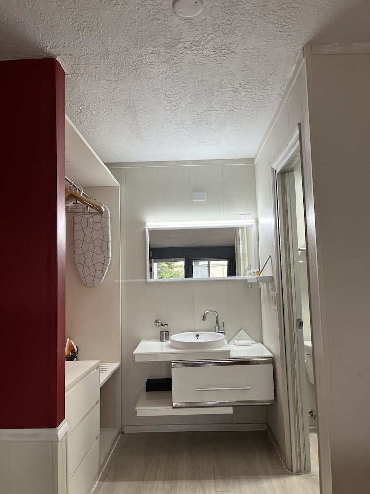 Travelodge by Wyndham Orlando / Heart of International Drive