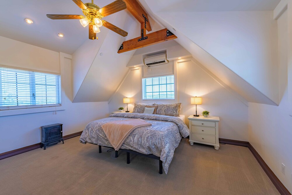 Santellan Inn