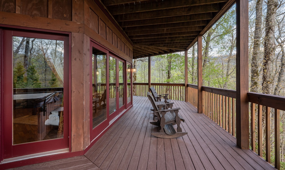 stayNantahala - Smoky Mountain Cabins