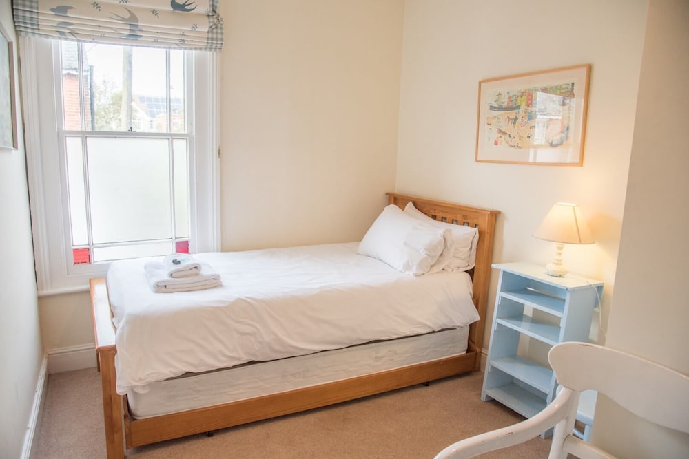 18 Hartington, Aldeburgh view 3
