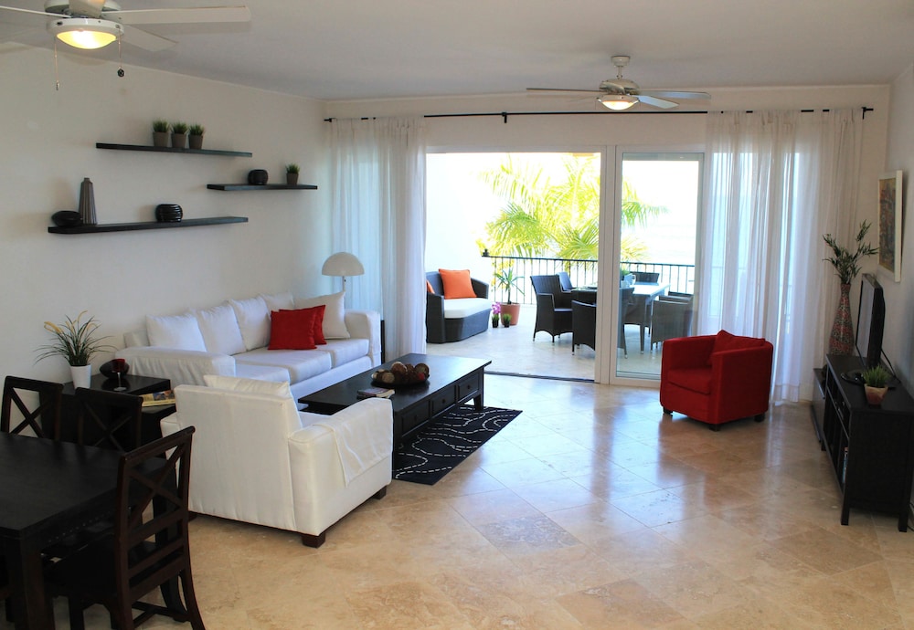 Beach Palace Cabarete