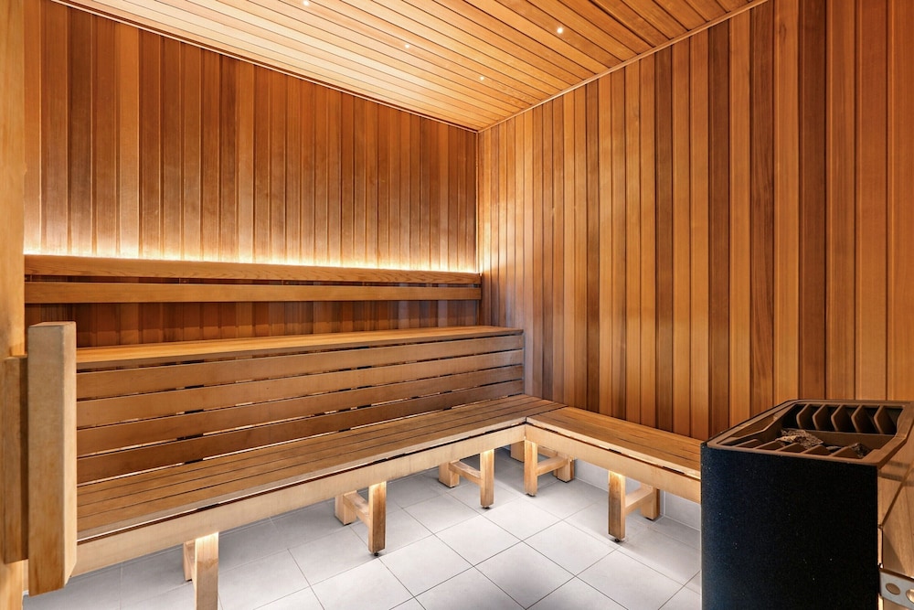 Sleek 1-bed Canberra Flat With Gym & Sauna Access