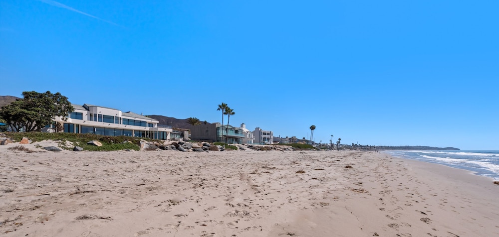 Ultimate Malibu Villa - Property Image 17