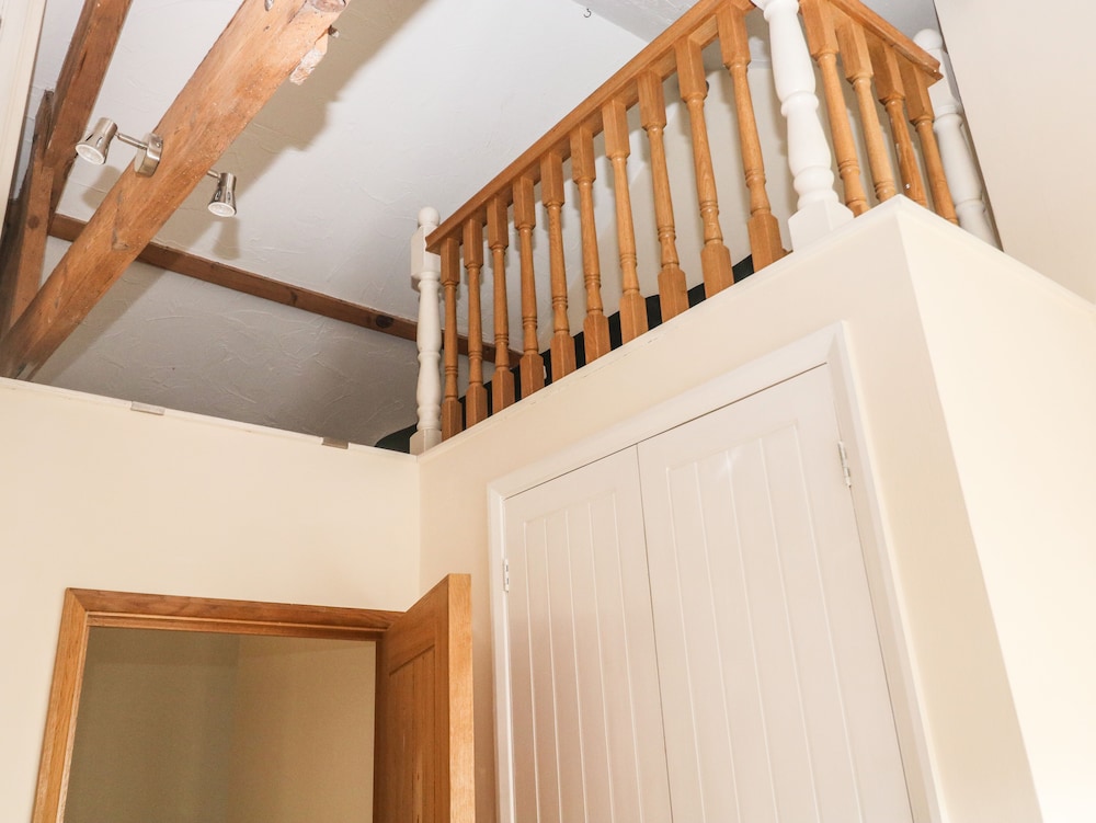 1 Greenswood Court