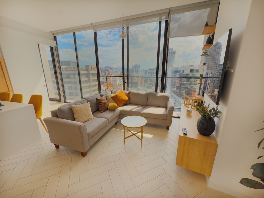 Apartamento en el edificio más alto UIO