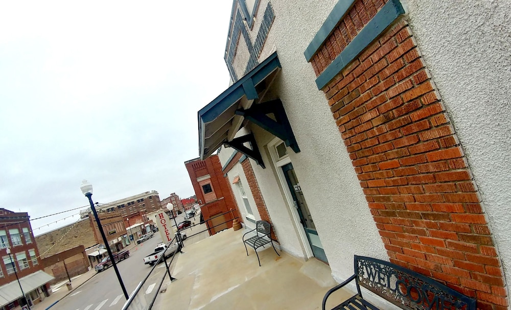 Historic Whiting Hotel Suites - Property Image 64