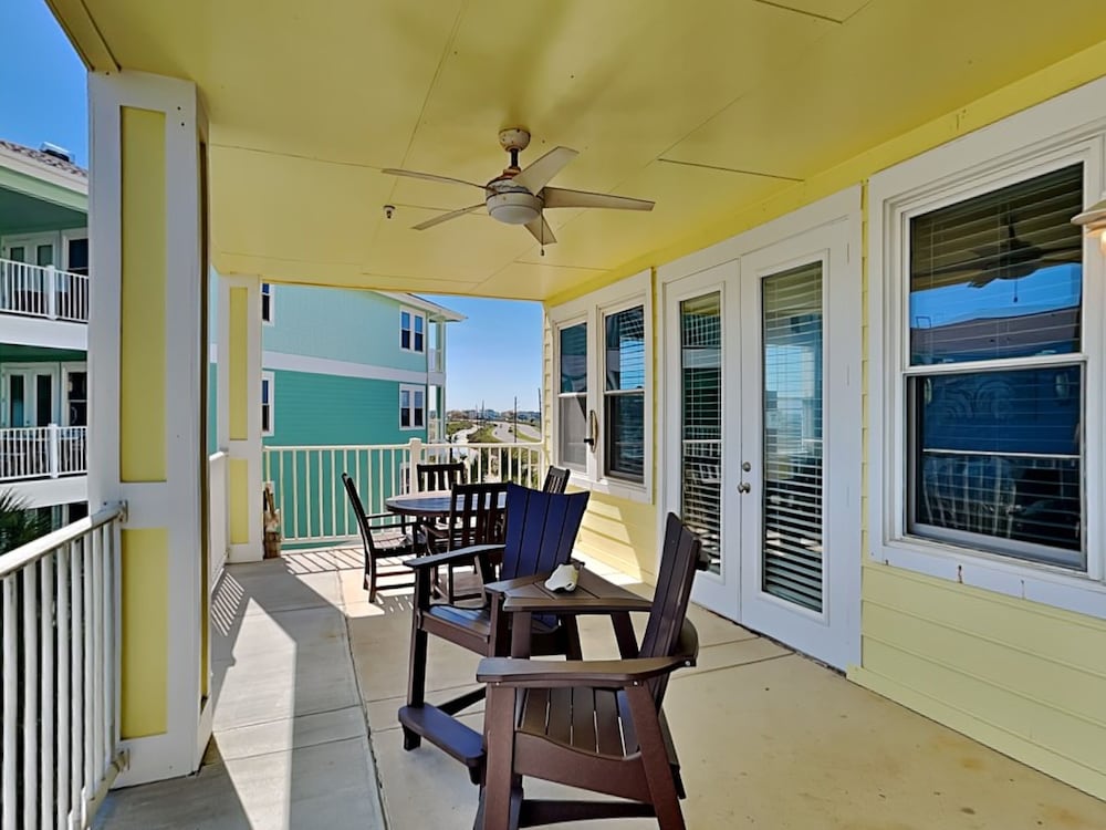 Pointe West 203 - Shore 2 Please