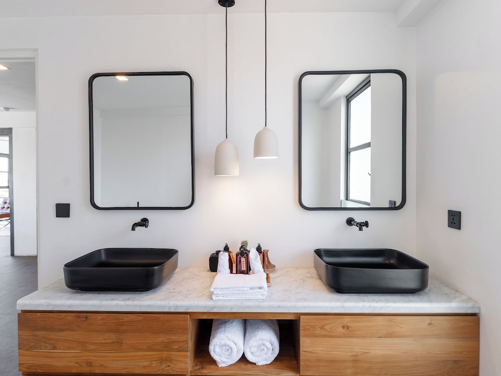 Tribeca Residence