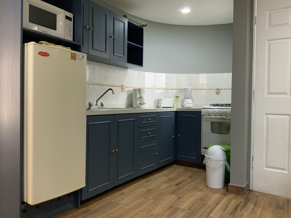 G K Suites Duraznos