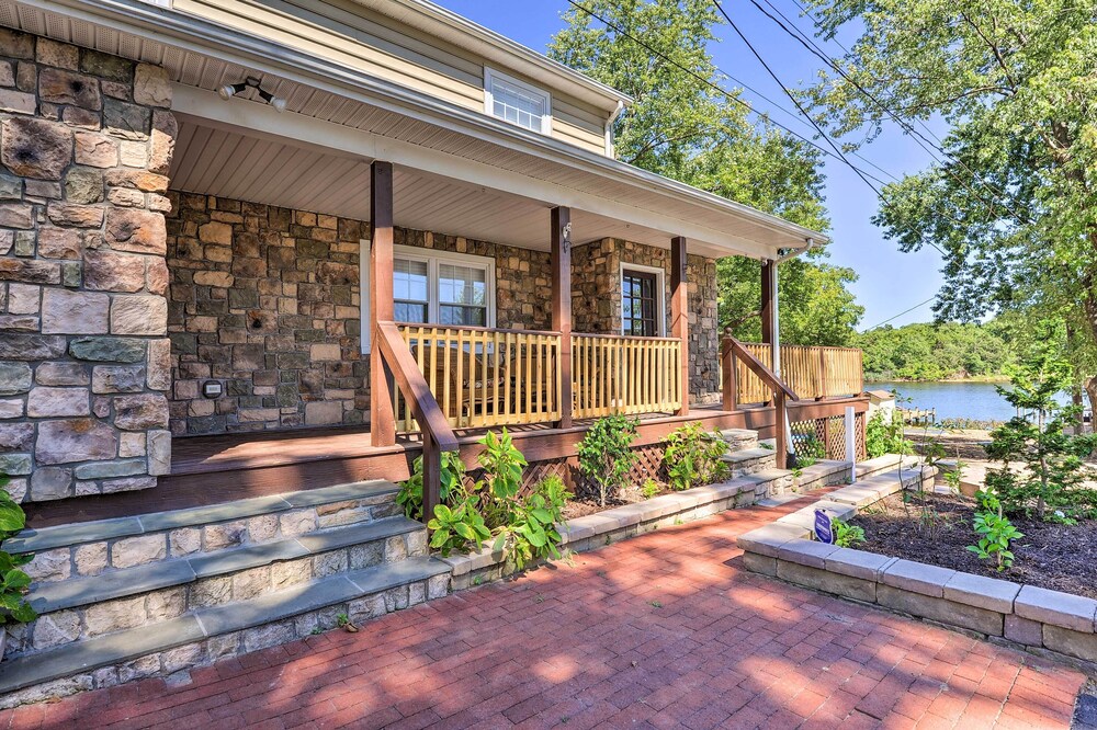 Sunny Glen Burnie Home - On-site Water Access - Property Image 15