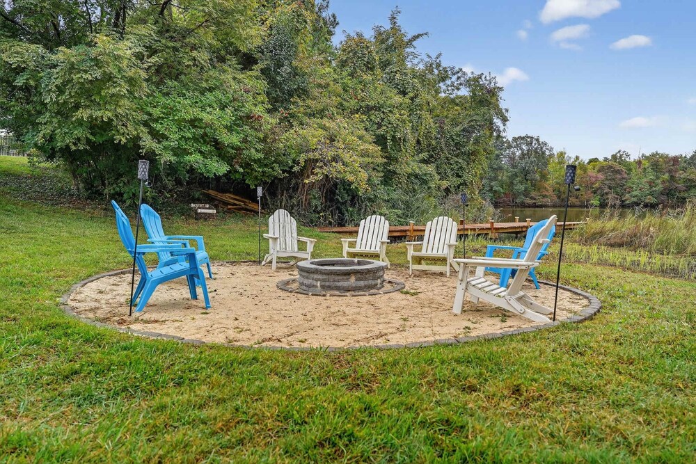 Waterfront Kent Island Retreat 5BR Sleeps 12 Near Weddings Annapolis