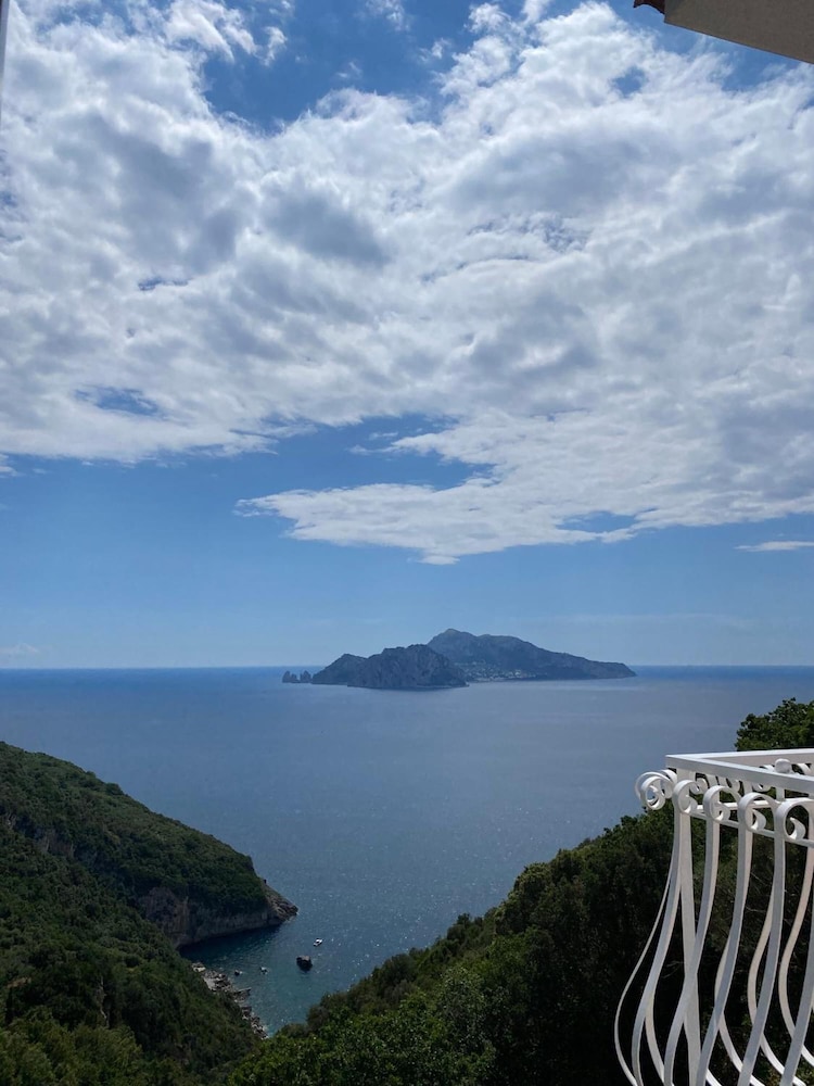 Acquamarina B&B photo 5