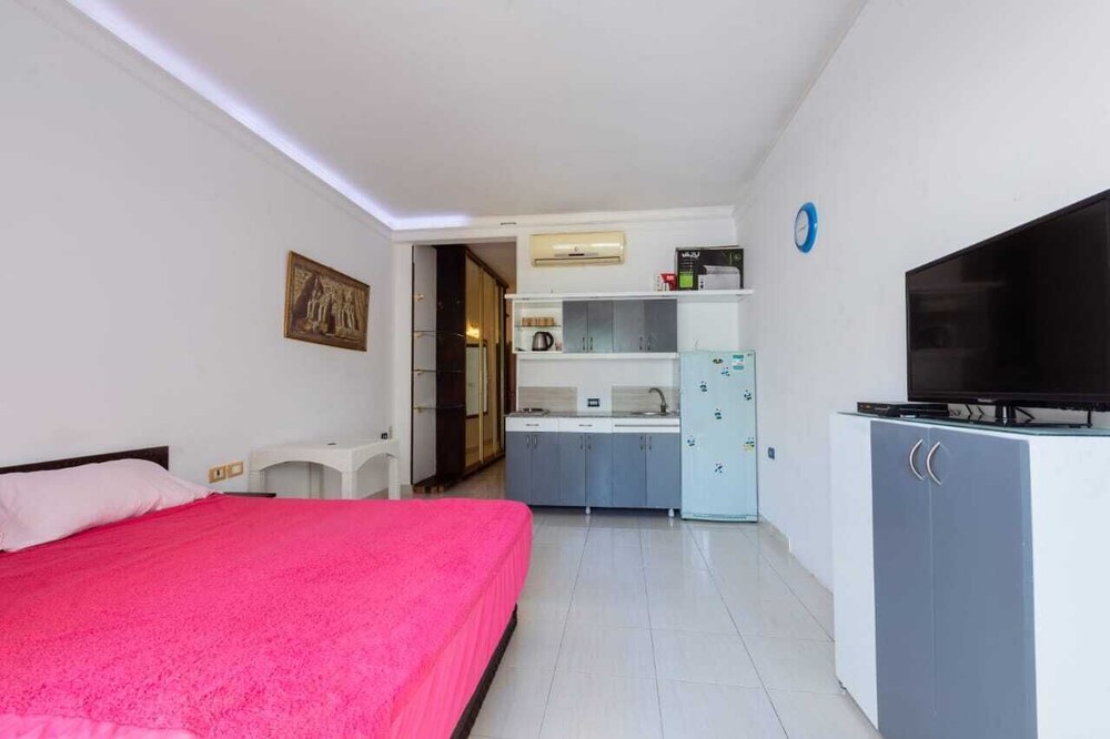 Al makramia compound view 5