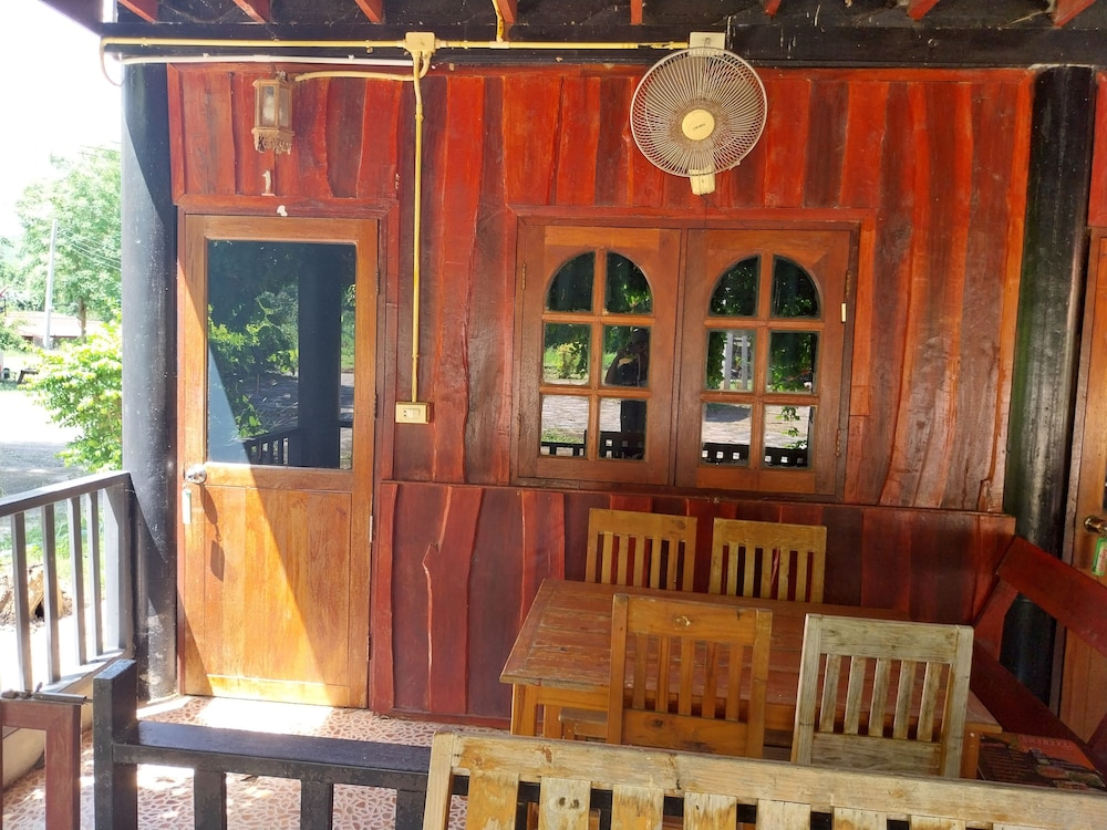 Bamboo River House Kaeng Krachan