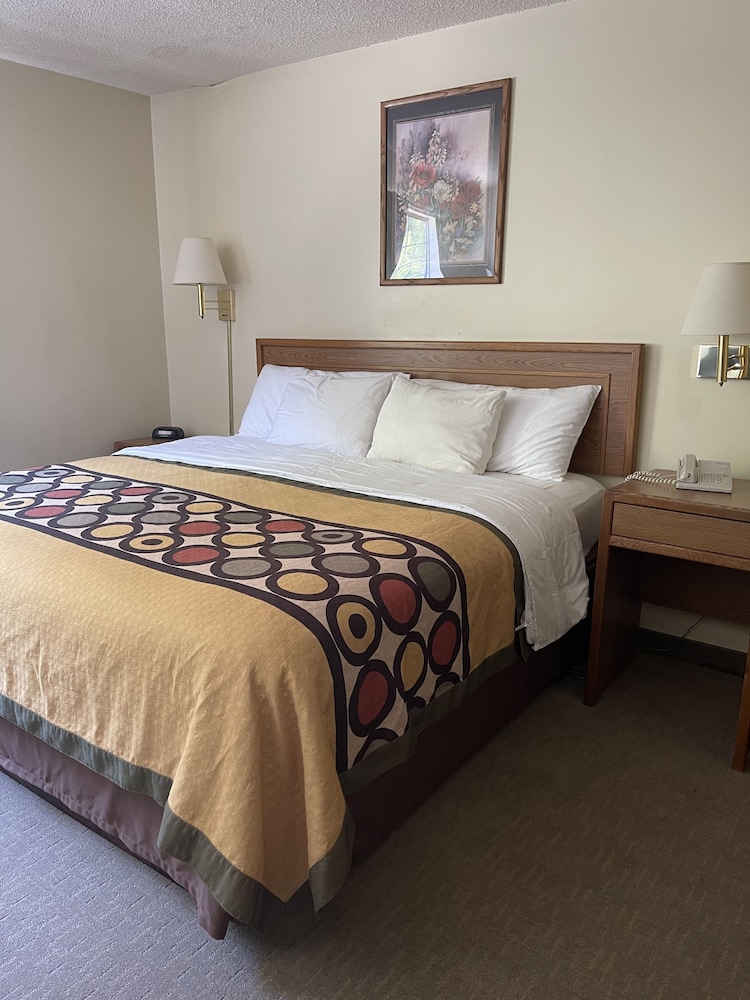 Brookshire Inn