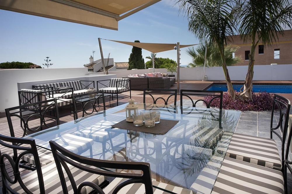 Marbella Vacations - Great Beach Side Villa - Semi Heated Pool - Property Image 17