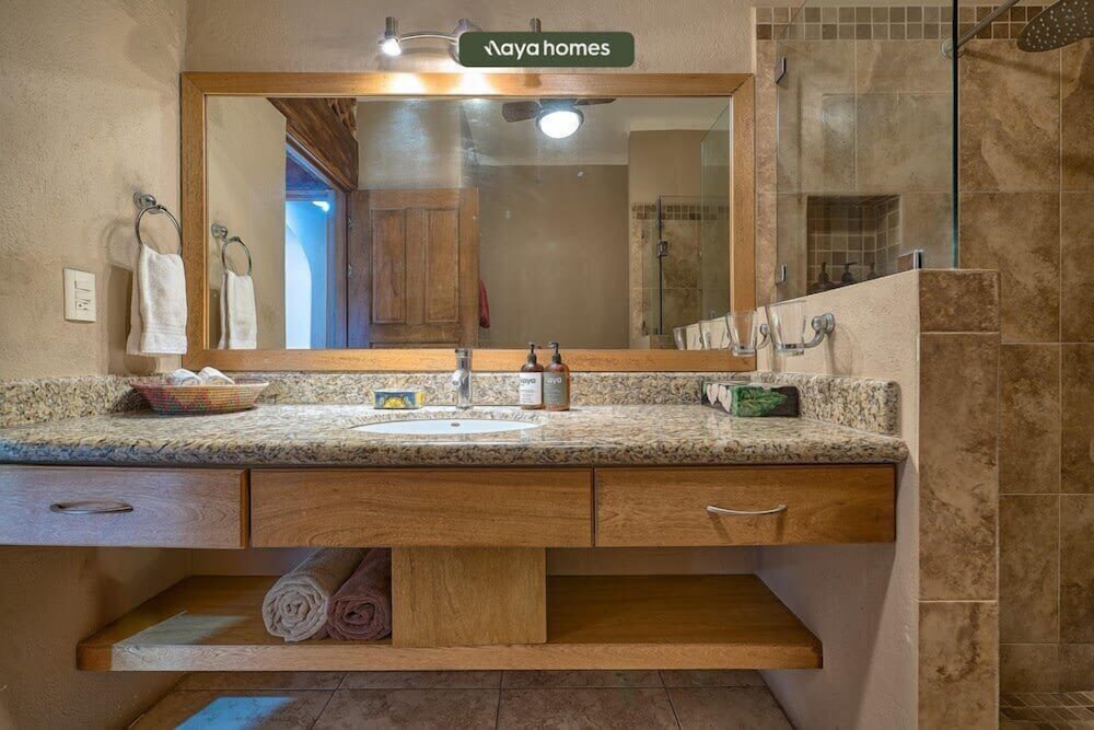 Ocean View 2Br Condo-balcony-beach-pool - 204