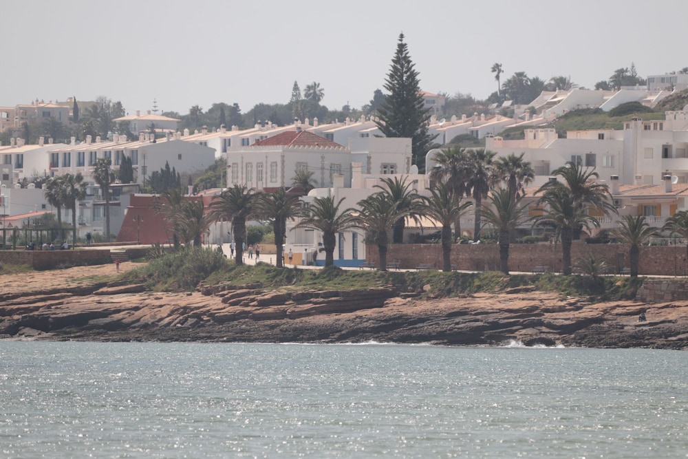 Hotel Vila Sta Teresinha Suites - Image 1