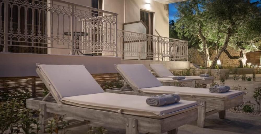 Memories Apartments