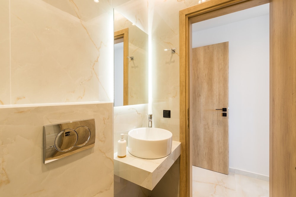 Villa Santa Irini 2 - With Heated Pool
