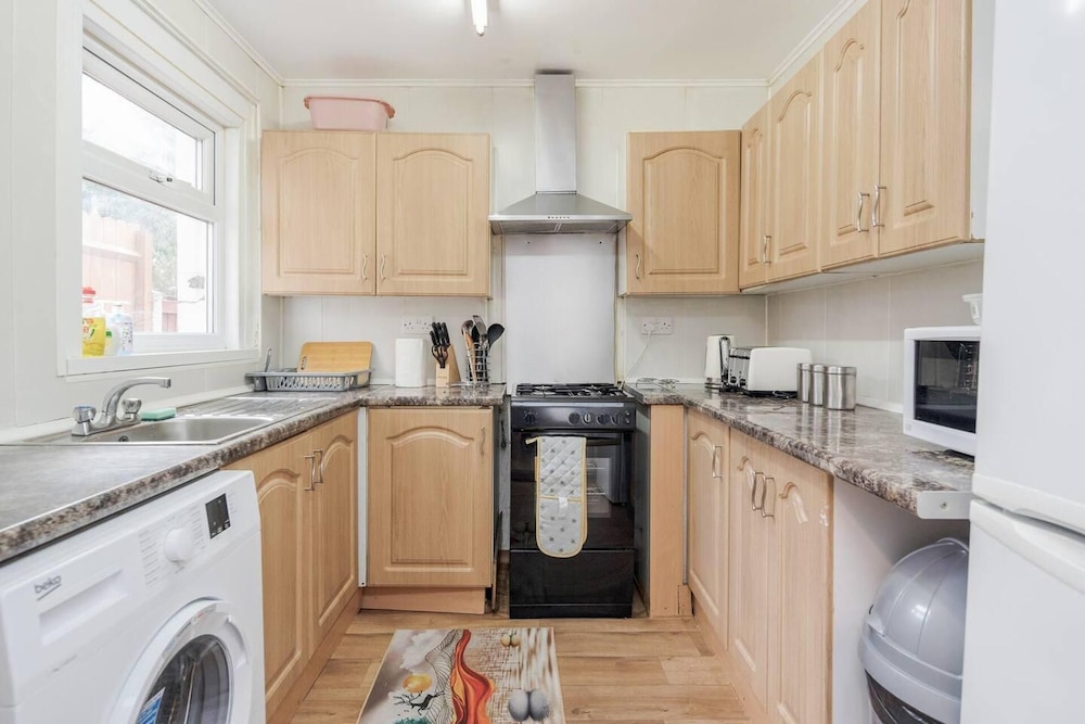 Impeccable and Welcoming 3-bed House in London