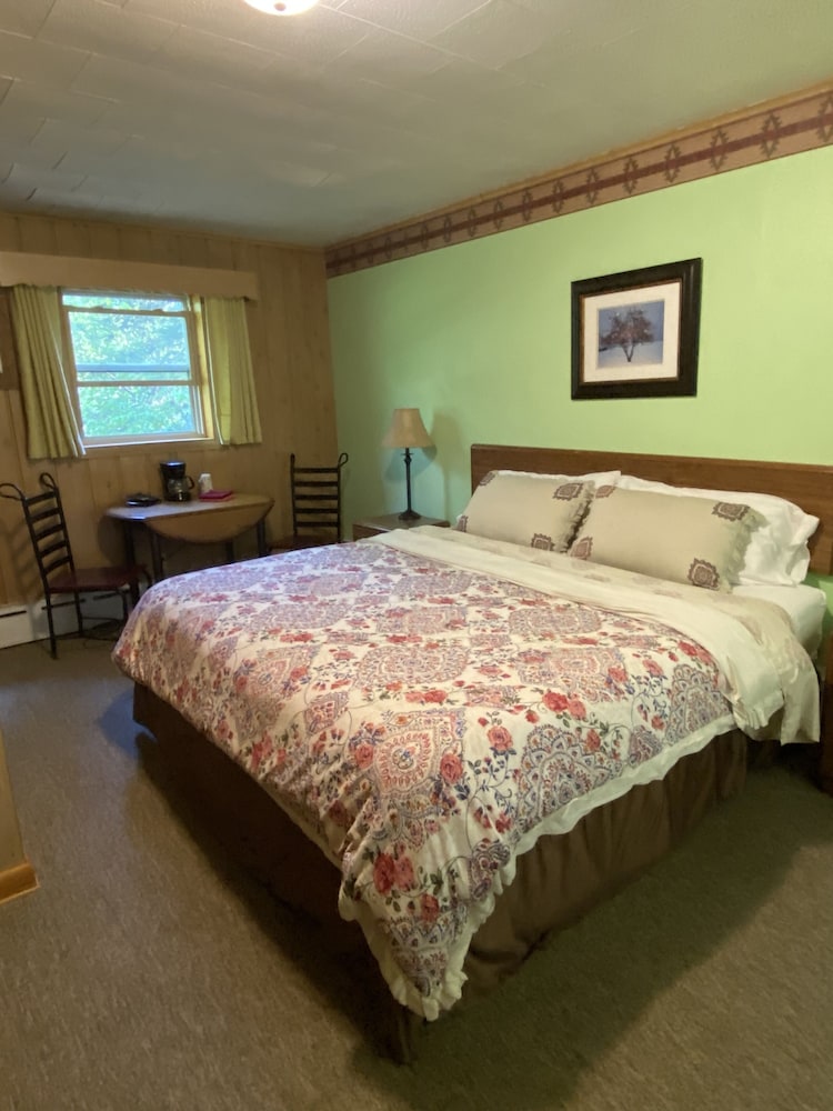 Royal Motel