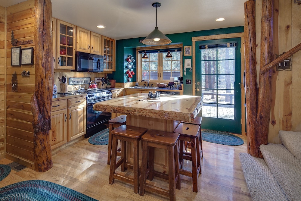 Diamond Peak 2 3 Bedroom Home