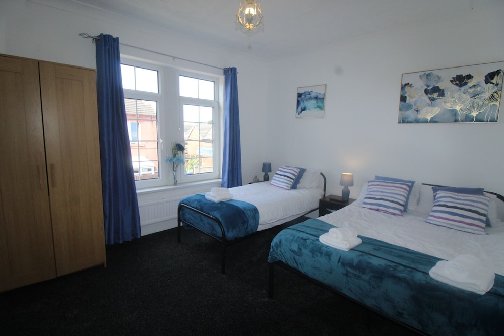 Rotherham Vacations - High Street House - Property Image 14