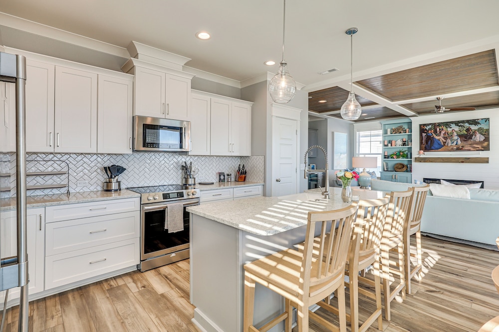 Walk to Beach: Coastal Oak Island Gem w/ Elevator!