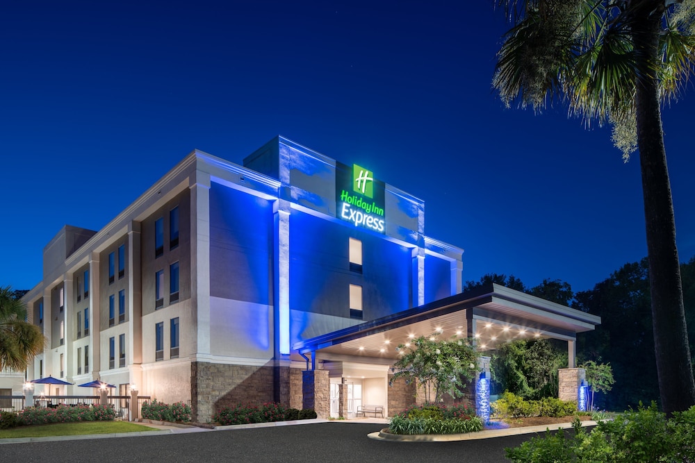 Statesboro Vacations - Holiday Inn Express Statesboro, an IHG Hotel - Property Image 1